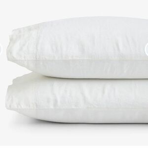 The Company Store Legends Hotel Relaxed Linen Pillowcases, White, Standard. NWT.